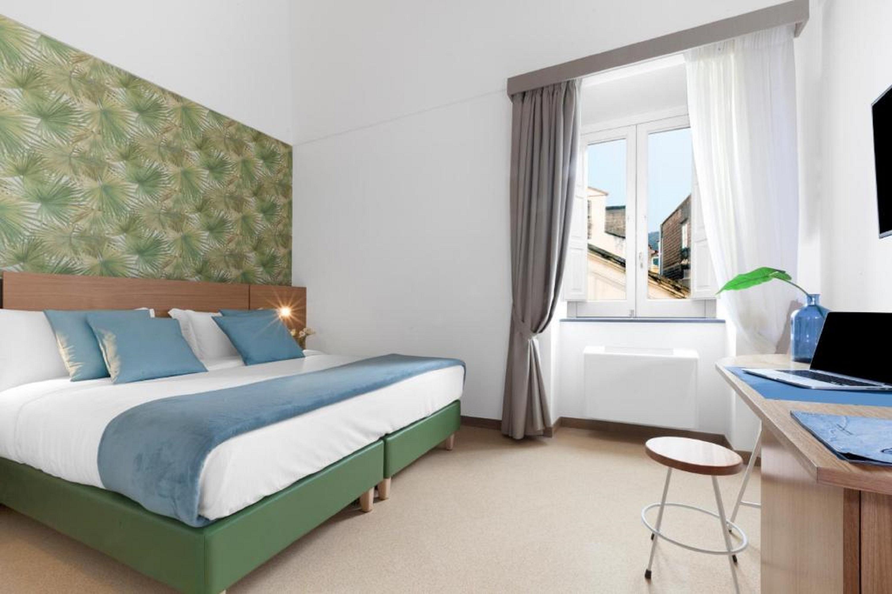 Unconventional Sorrento Coast Hotel Sant'Agnello Exterior photo